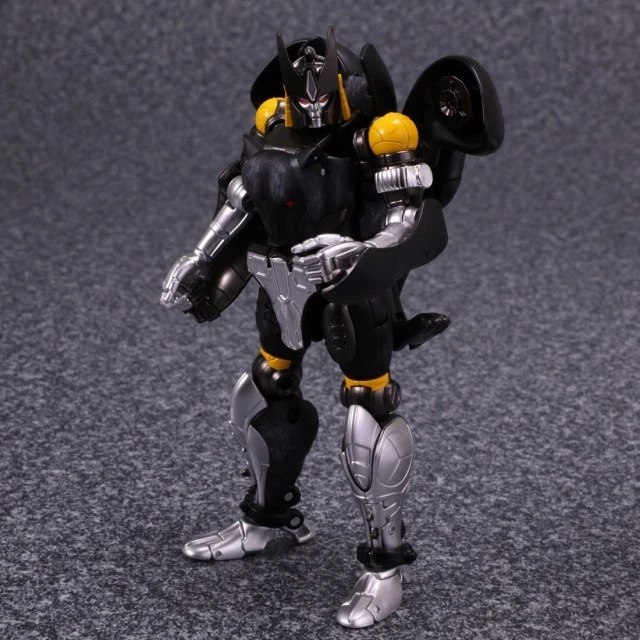 MP-34S Shadow Panther | Transformers Masterpiece | Takara Tomy Japanese - Image 4 of 4