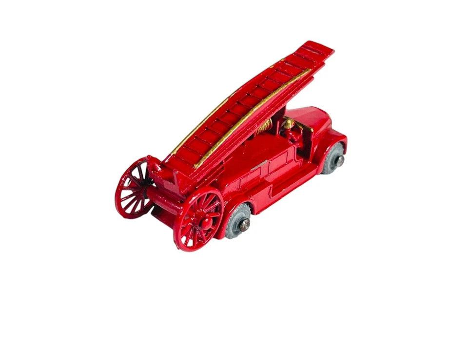 Matchbox Moko Lesney No. 9 GMW Dennis Fire Engine - Image 4 of 4