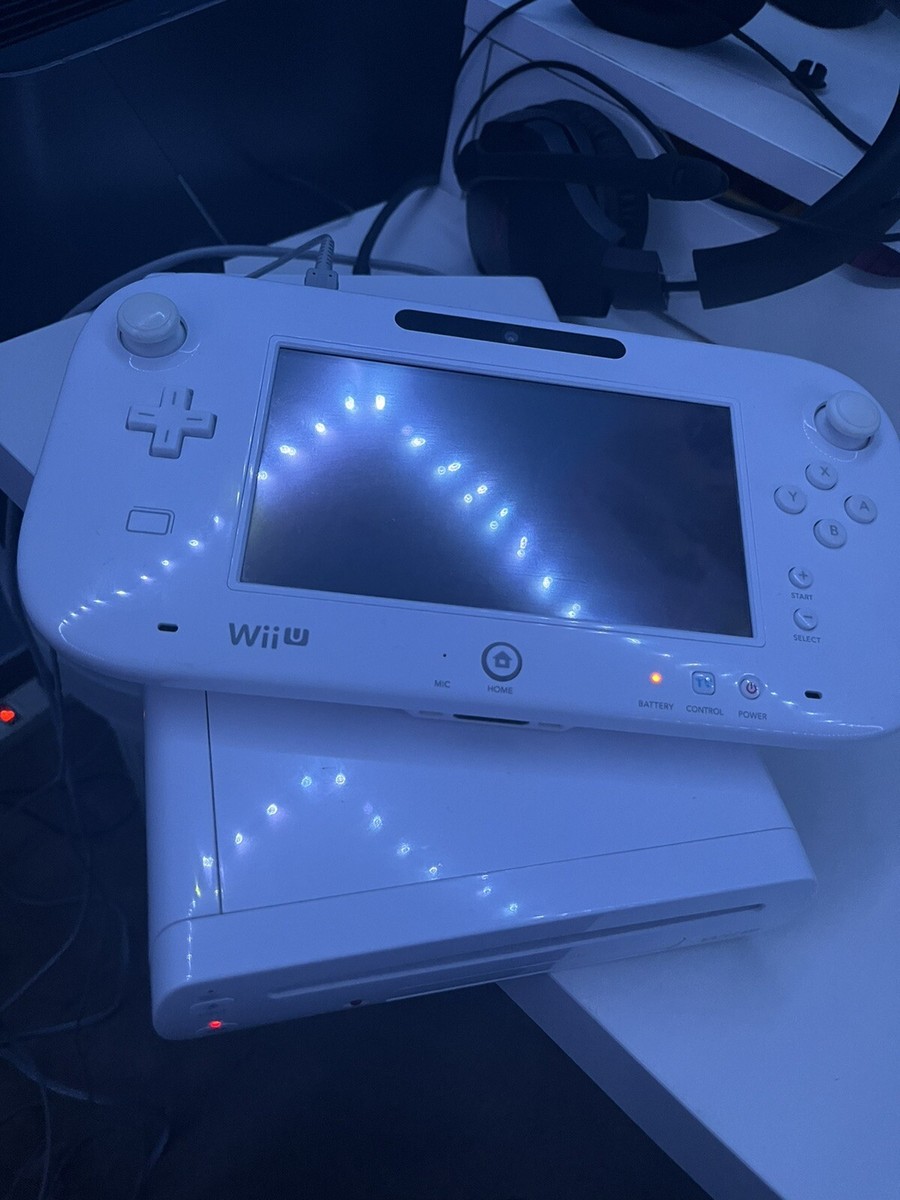 おもちゃ WiiU Wii U CONSOLE - USED- SKYLANDERS Swap Force Basic Set - 8GB