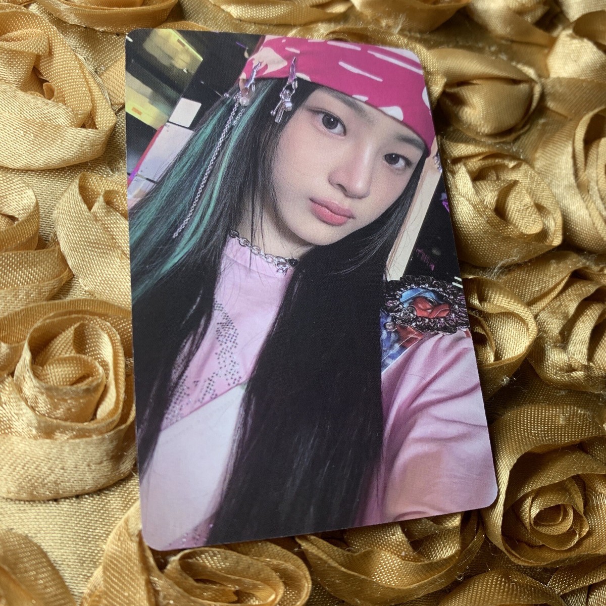 Minji NEWJEANS Girls Bunny Land Celeb Edition Photo Card Kpop Pink