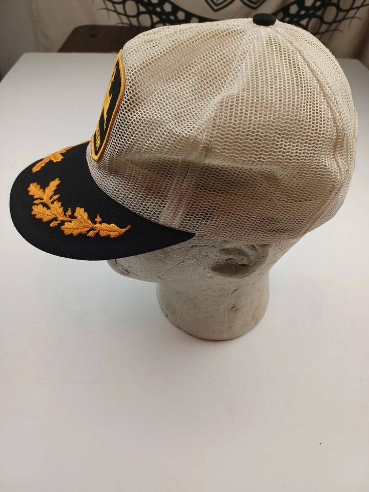 Sombrero de camionero John Deere Louisville vintage malla cierre a presión parche negro amarillo EE. UU. Foto 2 de 4