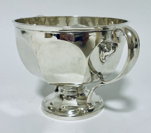 Antique Solid Sterling Silver Twin Handled Bowl Cup Sibray Hall 1919 - Picture 2 of 14