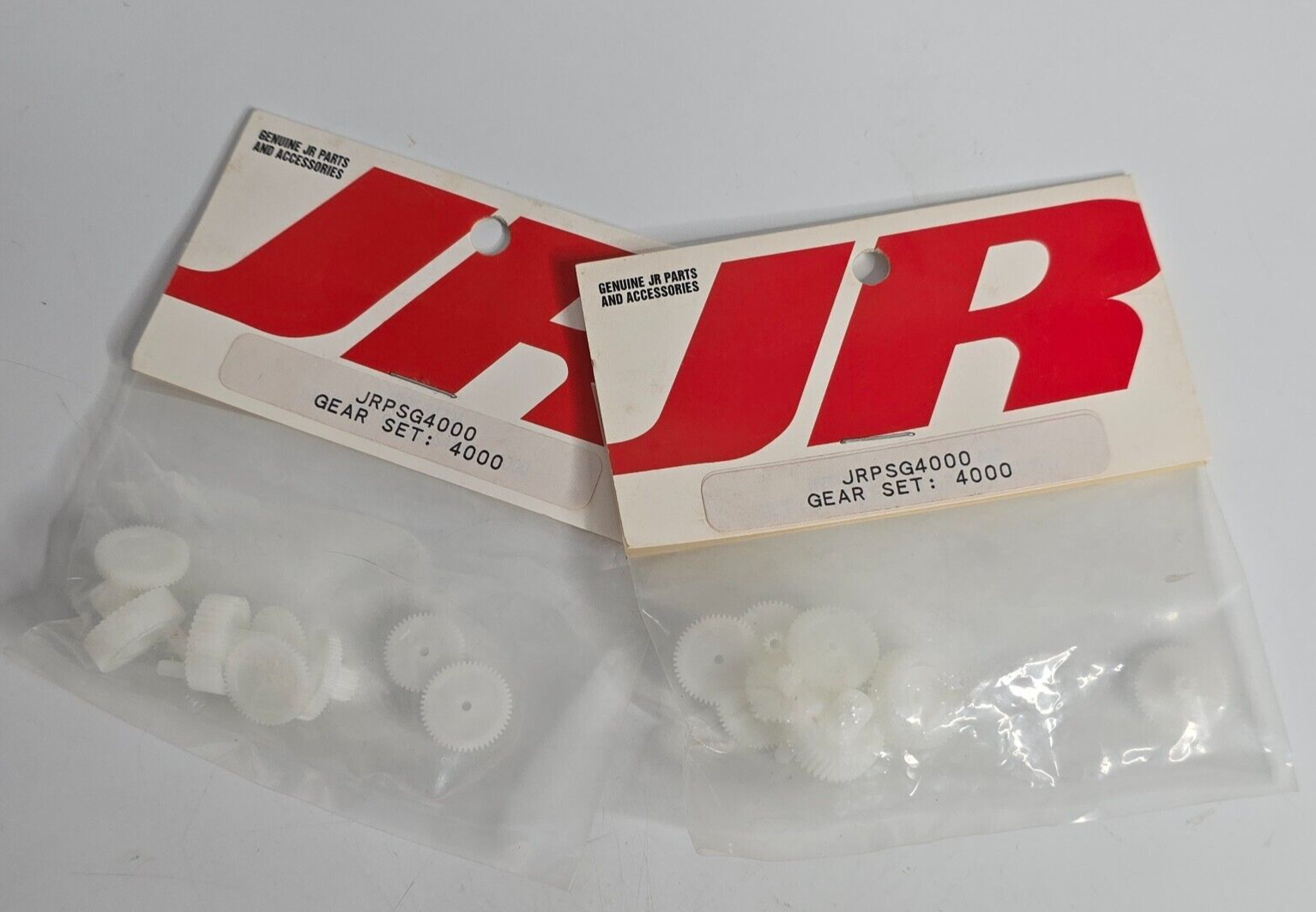 Lot of 2 JR Servo Gear Set 4000 Part JRPSG4000 RC Radio Control Part NEW