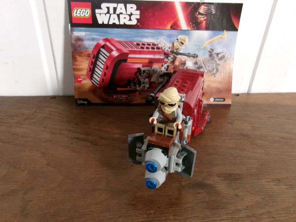 LEGO Star Wars 75099 Rey's Speeder, photo 3 sur 5