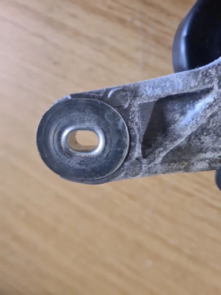 MOTOR LIMPADOR DIANTEIRO TOYOTA YARIS MK3 2016 1.3 1593007700 - Imagem 4 de 4