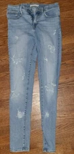 Levi's 721 Jean's High Rise Skinny Light Wash Denim Women's 28