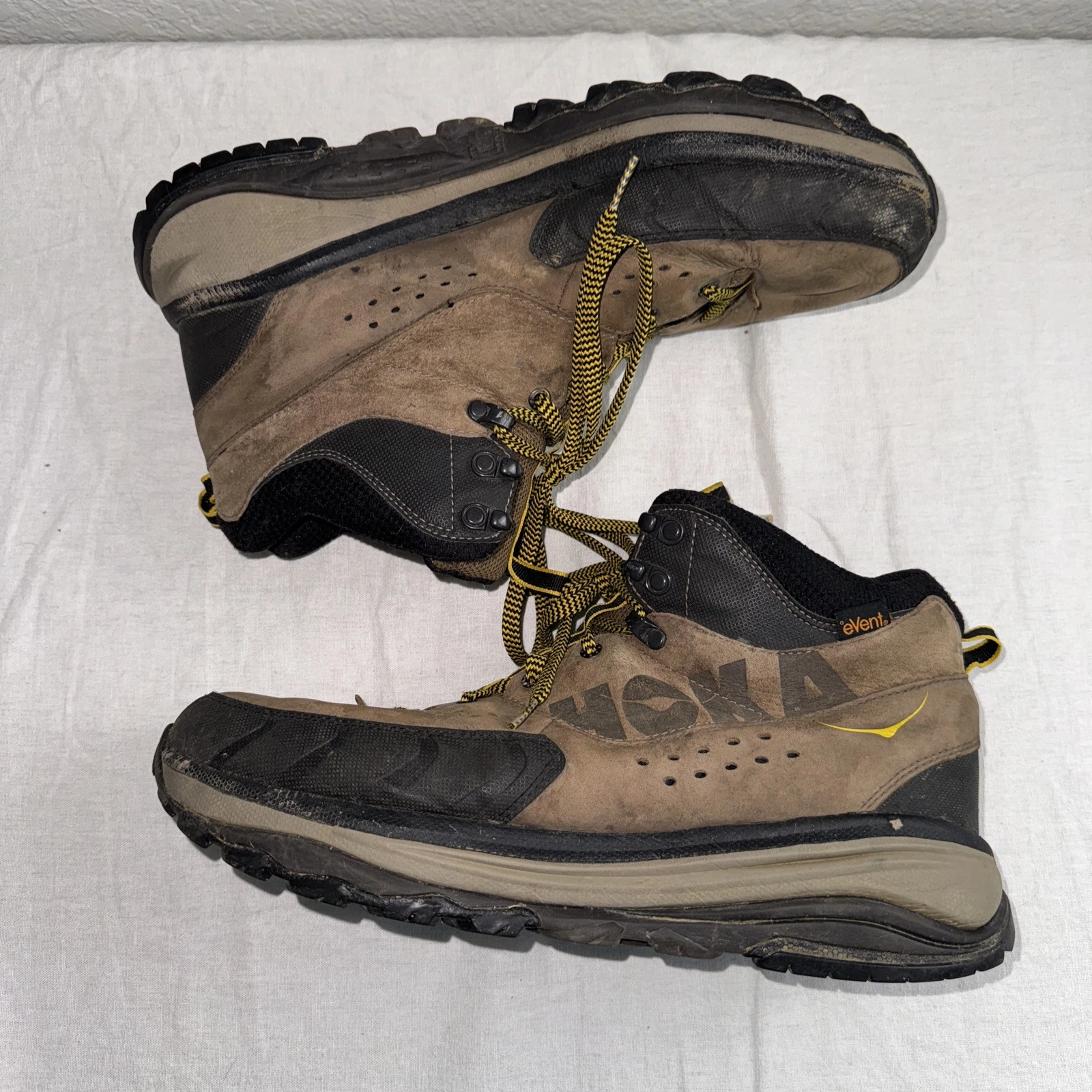 hoka-one-one tor summit mid wp hiking waterproof golden boots