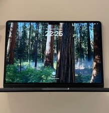 MacBook Air 13-inch M3 2024  with 8GB RAM and 256GB SSD - Broken Trackpad