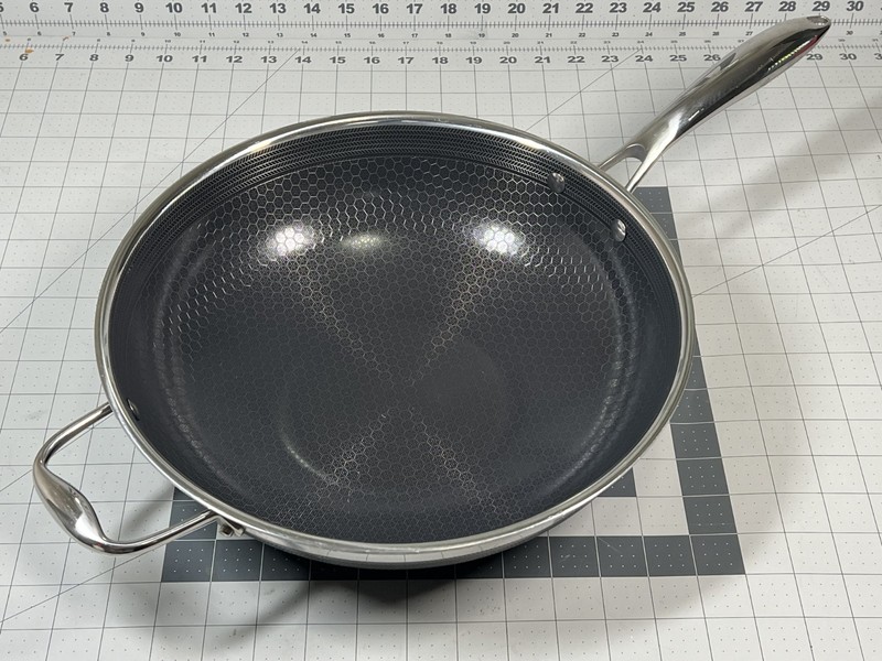 HexClad Hybrid Nonstick 12-in Wok Frying Pan (No Lid) - Used!!
