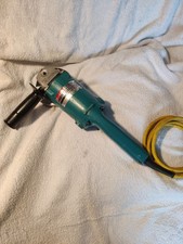 Makita 9005B 110volt Angle Grinder