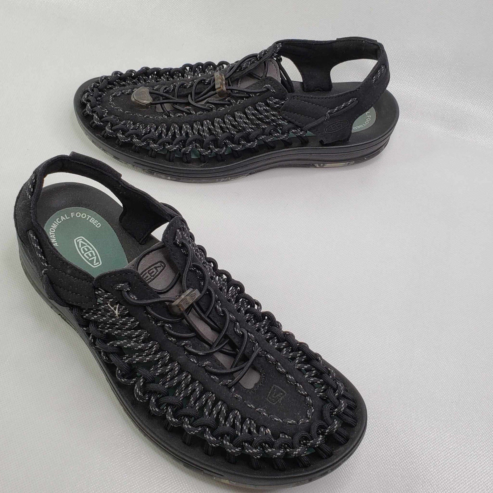 KEEN Uneek Sandali Uomo Taglia 8 5 Nero ParaCord Bungee Escursioni in Acqua