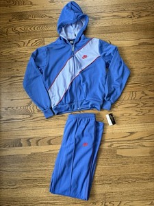 ladies nike sweatsuit