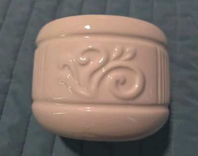 VINTAGE DECORATIVE COTY POWDER JAR