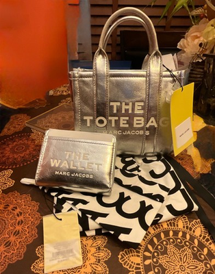 #ad Marc Jacobs Metallic Leather Crossbody Tote Bag Silver Mini and Wallet $280.00