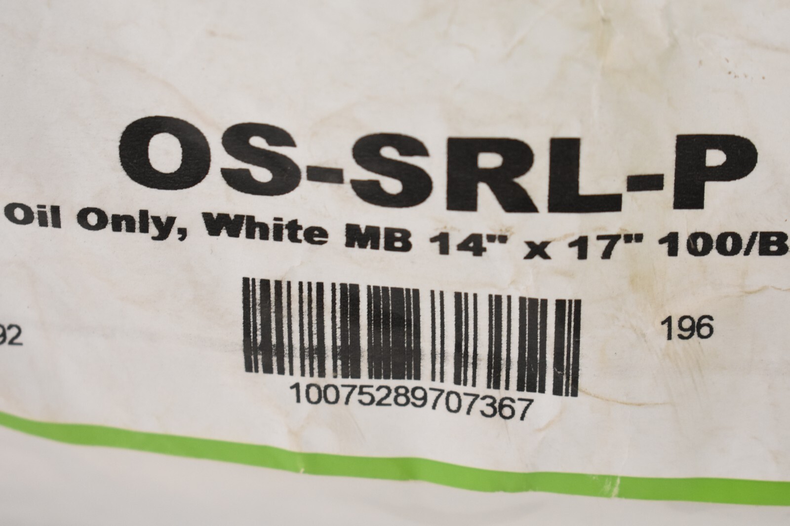 Hospeco TaskBrand Oil Only Sorbent Pads Unscented 14" x 17" White 100 Pack
