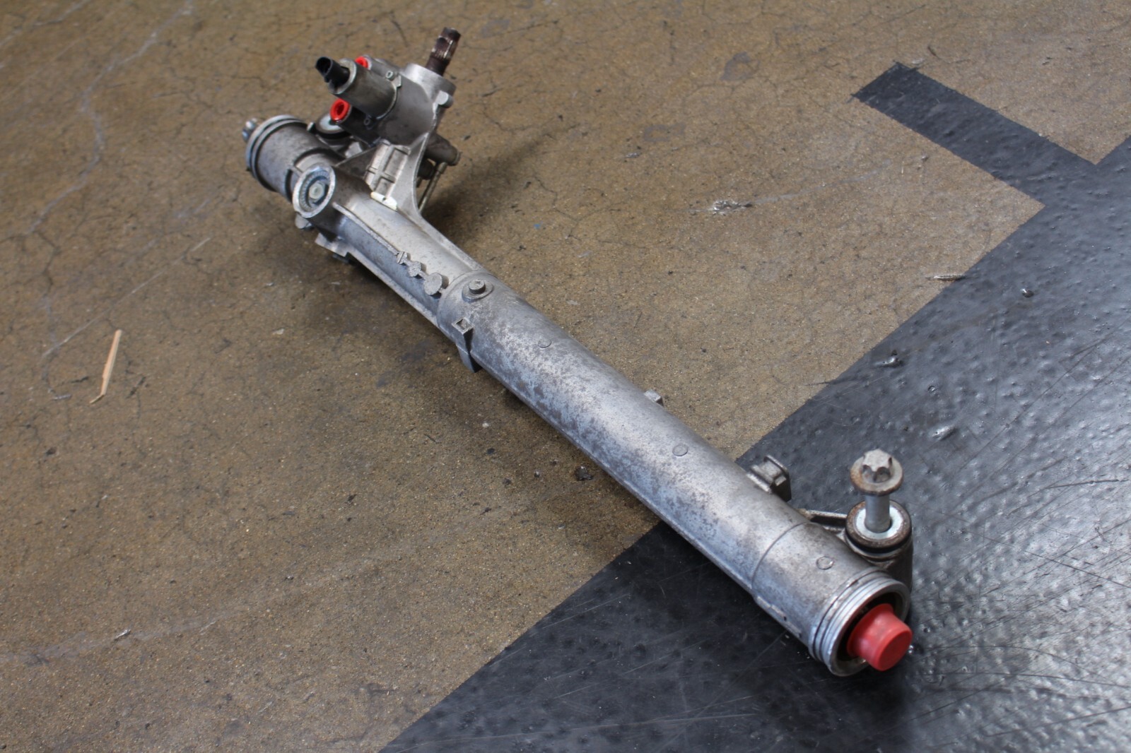 2015 Maserati Ghibli, Steering Gear Rack, Center Only, Used, P/N 670003956