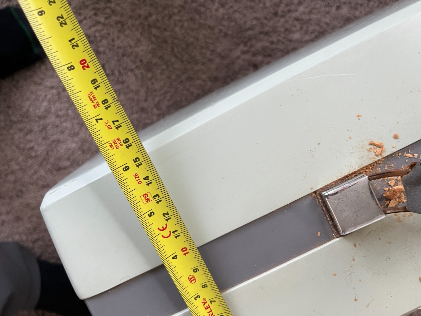 Singer Deluxe Zig Zag Model 628 Sewing Machine Touch and Sew w