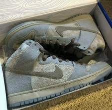 nike sb dunk high tauntaun