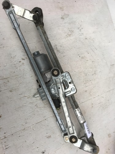 VW POLO Typ 6R1 Scheibenwischermotor vorne 6R1955023A 3397021194