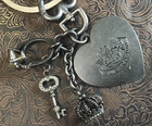 Old Vintage Juicy Couture Logo Heart Clip Rhinestones Bag Ring,Key Chain Charm — photo 6