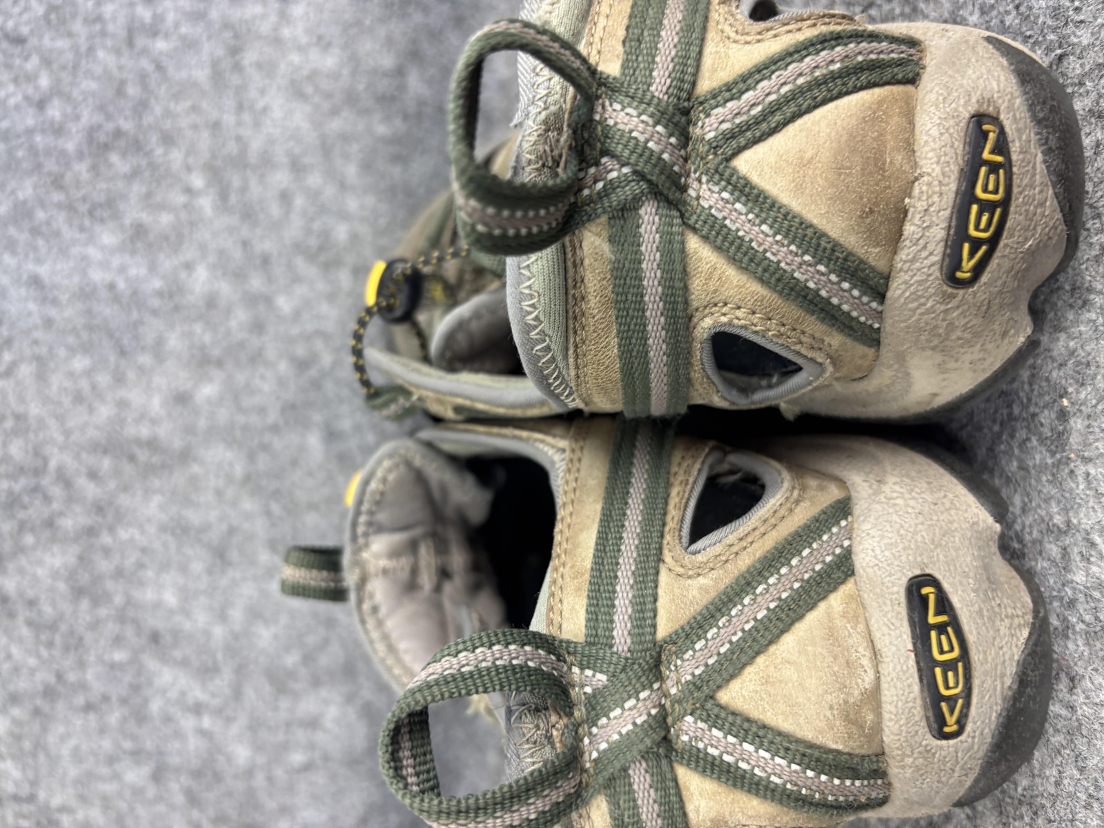 Scarpe Keen Newport H2 uomo taglia 10 marrone verde outdoor escursionismo sandali punta