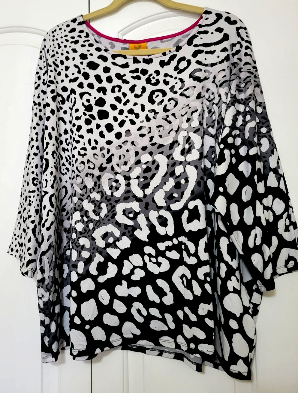 Ruby Rd. Black White Gray Leopard Animal Print to… - image 2