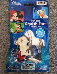 NIP Disney Gun Size Squish Ears W/ Hang Cord Donald Duck