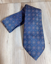 David Donahue Tie Blue Silk Jacquard Hand Made In USA Italy 3.5 " Wide 60 " Long