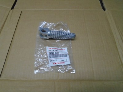 KAWASAKI 34028-0003 FOOTPEG FRONT RIGHT ZX6R/RR 03-04 | eBay