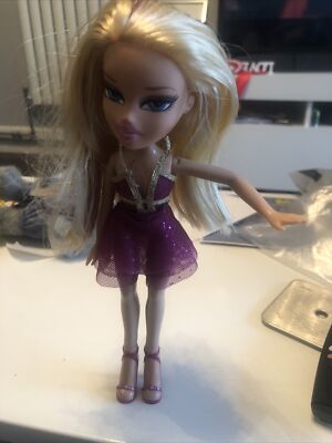 Vintage Mga 2001 Bratz Fashion Doll 10'' Large with Outfit Chloe Excellent Hair