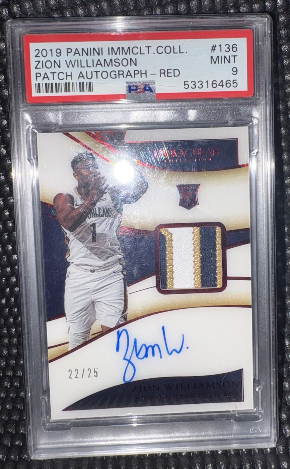 2019-20 Immaculate Zion Williamson Red RPA Patch Auto Rc #136 (22/25) PSA 9