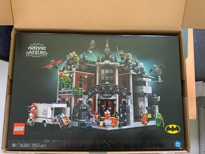 Lego Batman DC Arkham Asylum 76300 Neu & OVP, ungeöffnet
