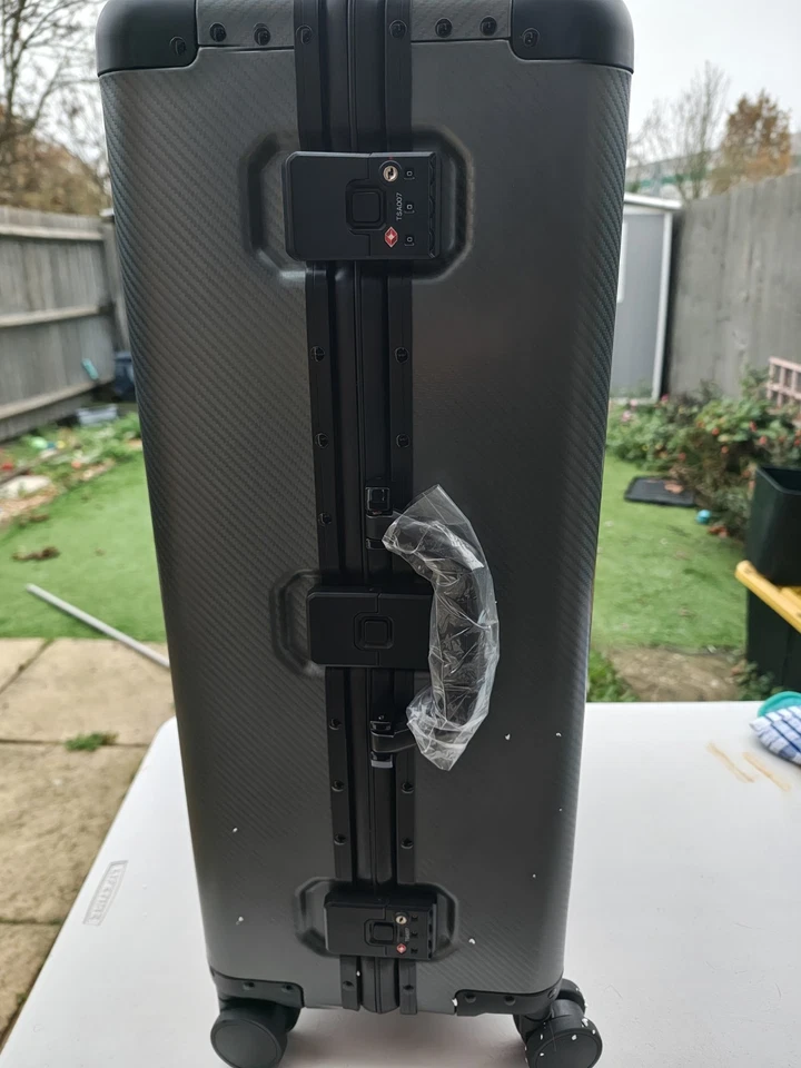 26 Inch All Aluminium Suitcase - TSA Locks Silent Wheels Hard Shell - RRP £160 - Image 3 of 4