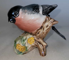 Vintage Beswick Bullfinch #1042. Hand-painted Collectable Bird Figurine