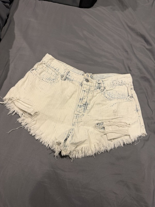 Free People We The Free White Jean Shorts Distressed Button Fly Cutoff 28