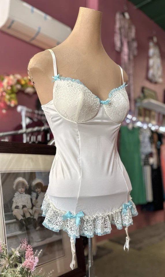 Винтажный Y2K 2000-х бюстье корсет Victoria's Secret белый синий кокетка Frilly M - Изображение 3 из 4
