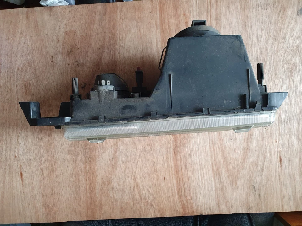 BRISTOL BRIGAND TALBOT TAGORA MARCHALL SEV HALOGEN RHS SCHEINWERFER BAUGRUPPE GEBRAUCHT - Bild 3 von 4