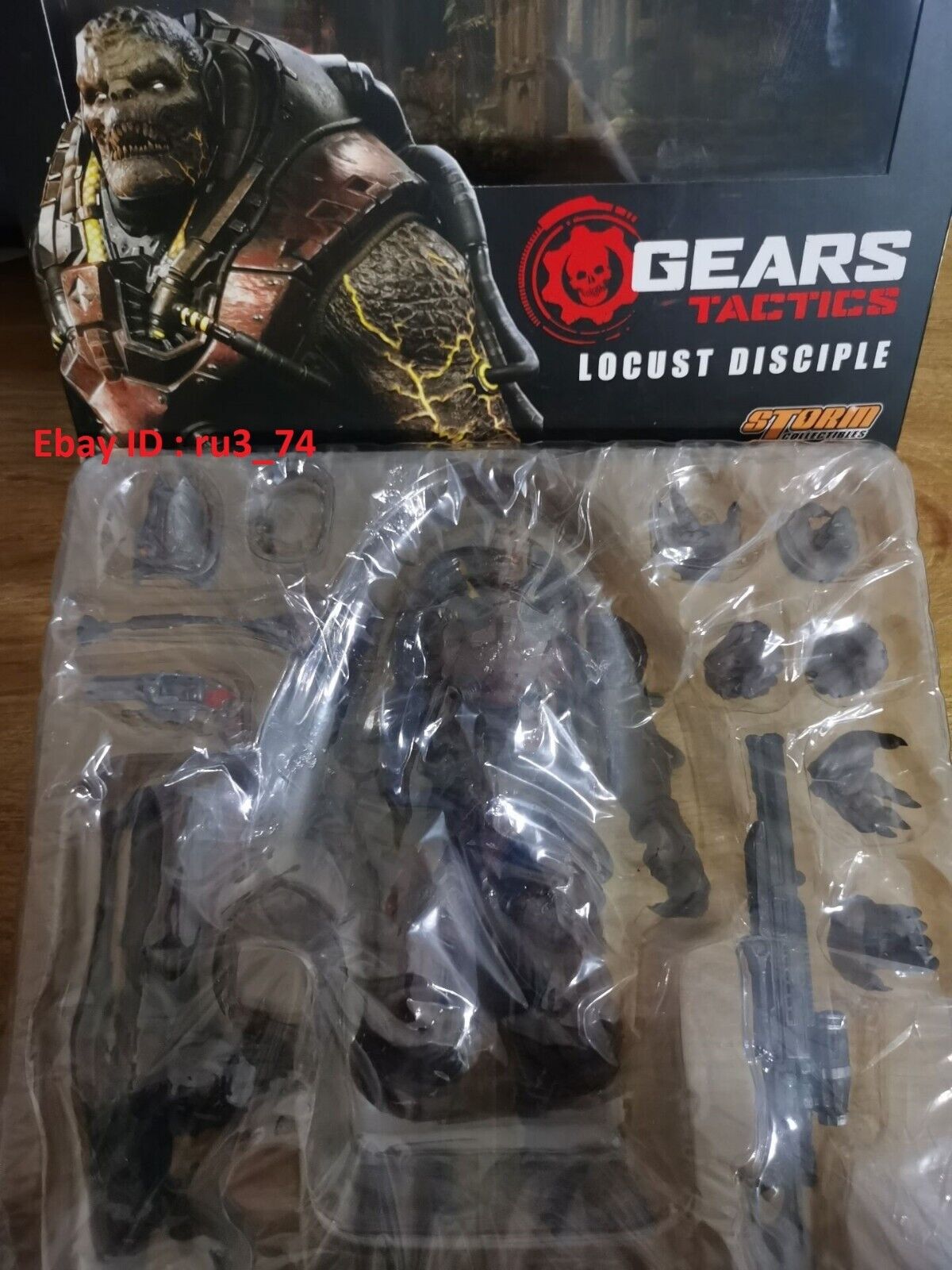 Pre-Orders Live: Storm Collectibles Gears of War Warden and Locust Disciple  1/12 Scale Figures –