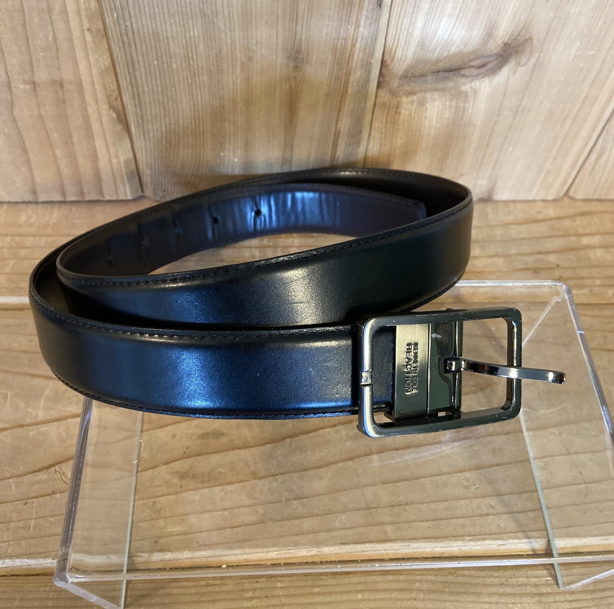 Kenneth Cole Black Reaction Belt Leather Size 32 Reversible  display picture 1