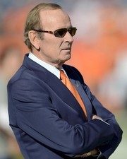 PAT BOWLEN 8X10 PHOTO DENVER BRONCOS PICTURE NFL FOOTBALL GAME TIME
