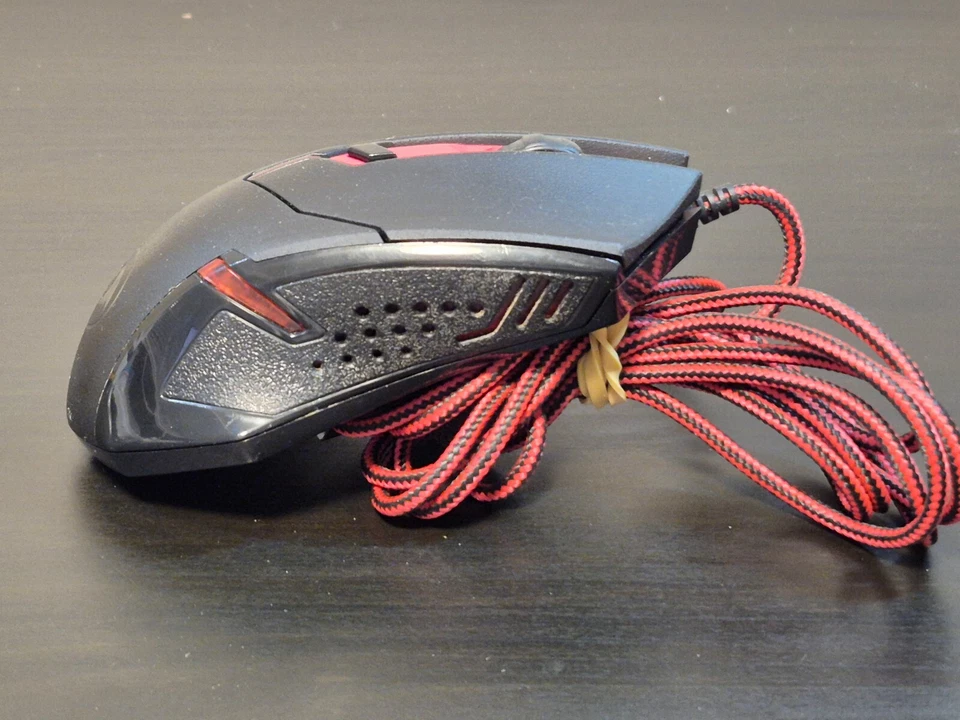 Redragon CENTROPHORUS Wired Gaming Mouse S101 Braided 3200DPI Optical 5 Buttons - Image 2 of 4