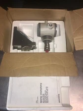 NOS Honeywell ST3000 S900 Smartline Transmitter