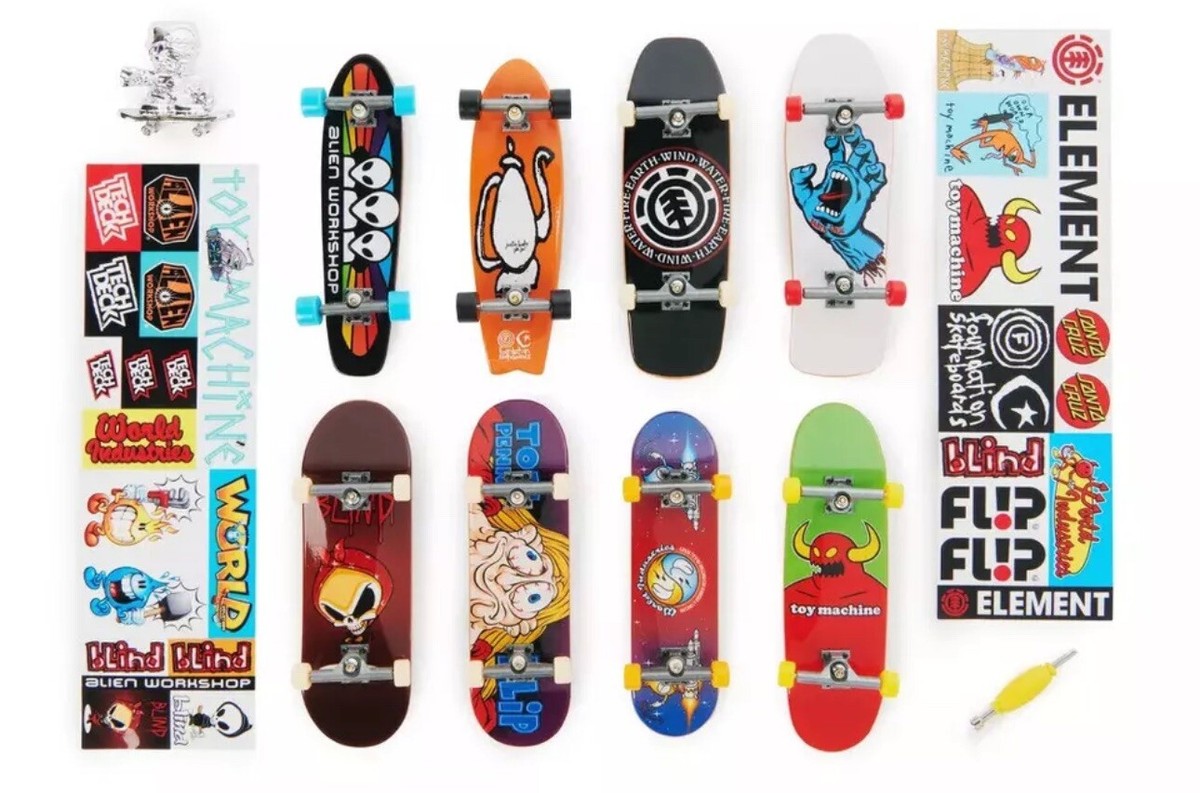 Tech Deck 25TH Anniversary Finger Skateboard 8-Pack with Limited