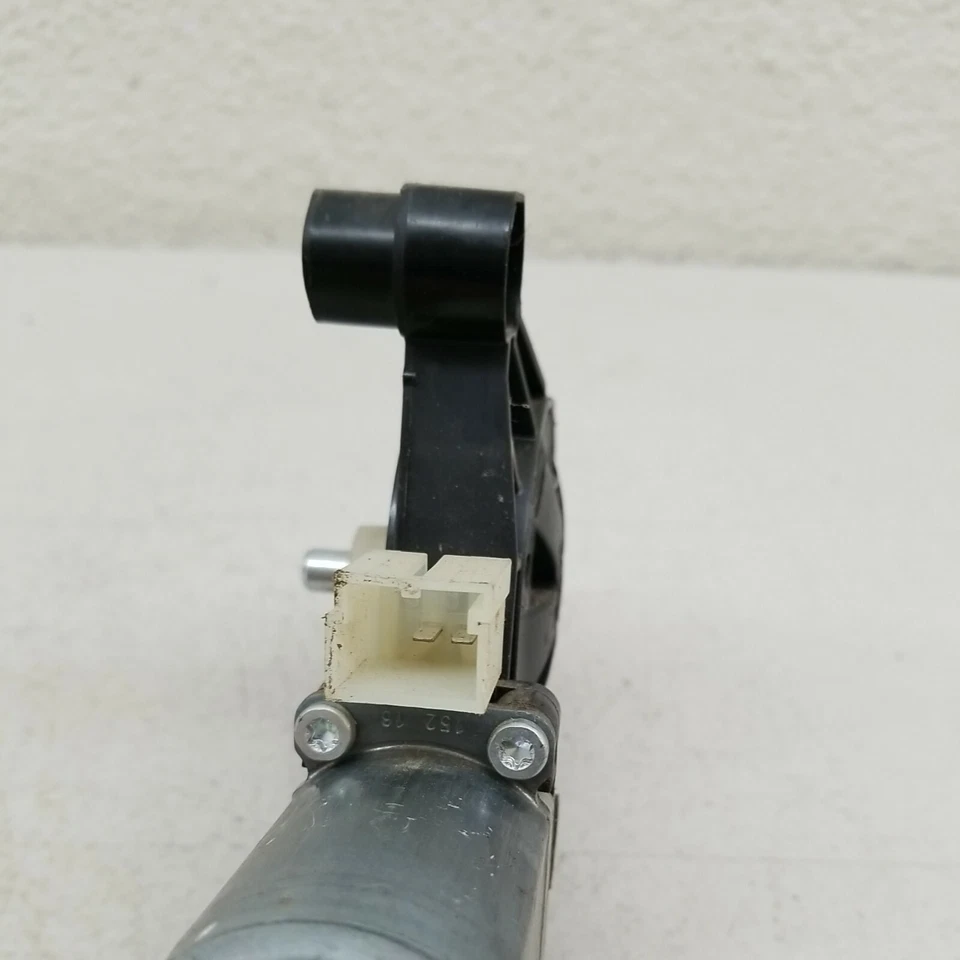 Audi A4 2017-2019 ventana lateral del pasajero delantero derecho motor eléctrico OEM 8W0959802 Foto 4 de 4