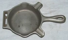 Vintage GRISWOLD Quality Ware 00 Mini Cast Iron Skillet Ash Tray Model 570⭐