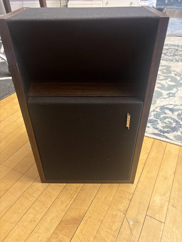 Altavoces Estéreo Estantería Vintage Bose Modelo 201 Serie II - Acabado Grano Madera Foto 2 de 4