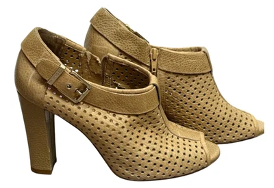 BCBGeneration Leather Peep Toe Ankle Boots Booties 8.5 Beige Pierced Heeled Shoe - Image 1 of 4