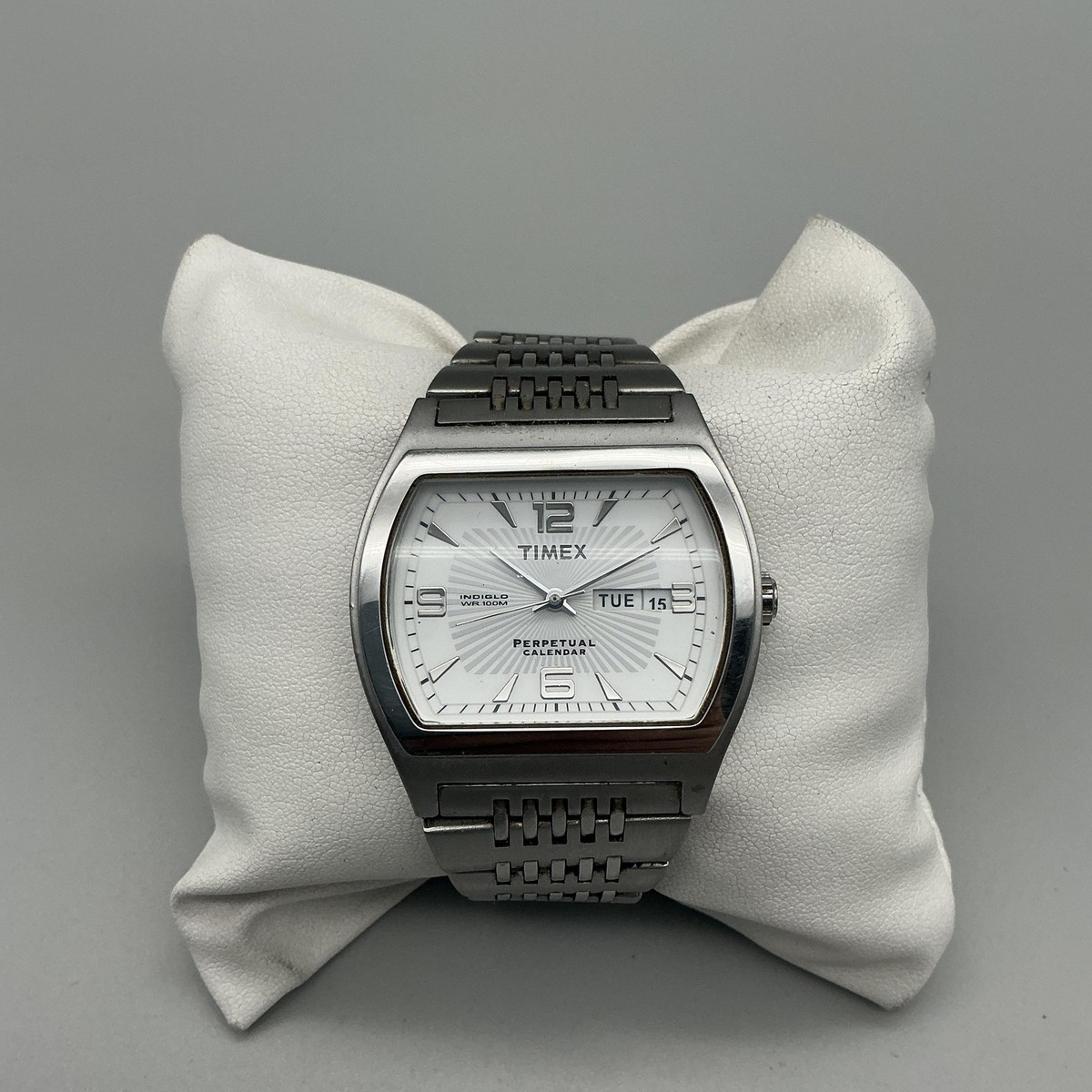 Timex Perpetual Calendar Mens Watch 40mm Indiglo T2D551 Steel New