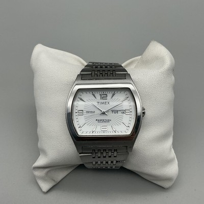 Timex Perpetual Calendar Mens Watch 40mm Indiglo T2D551 Steel New