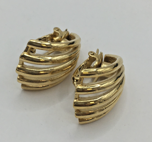 Vintage Trifari Clip On Earrings Open Fanned Crown Half Hoop 3cm J7 P320